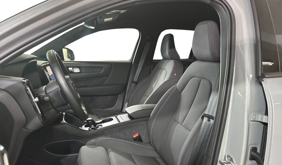 Volvo EX40 Extended Range Core 5d
