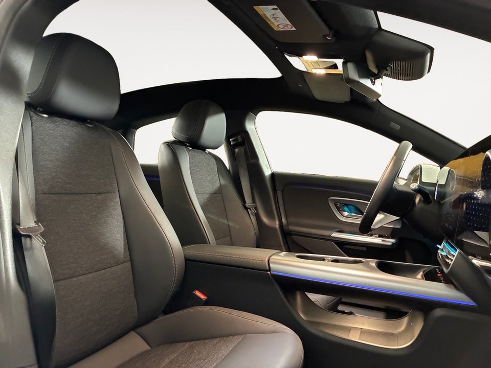Mercedes CLA250+ EQ Progressive 4d