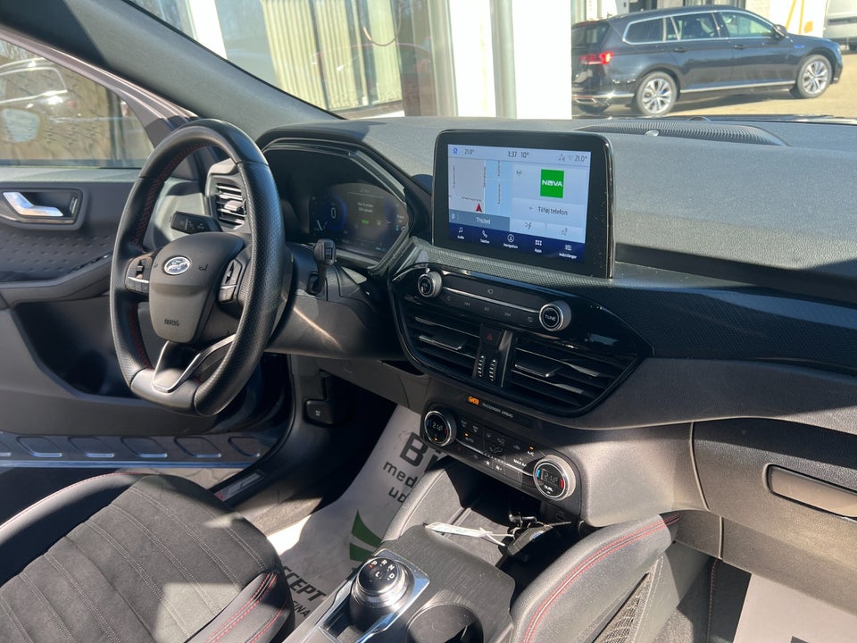 Ford Kuga 2,5 PHEV ST-Line X CVT 5d