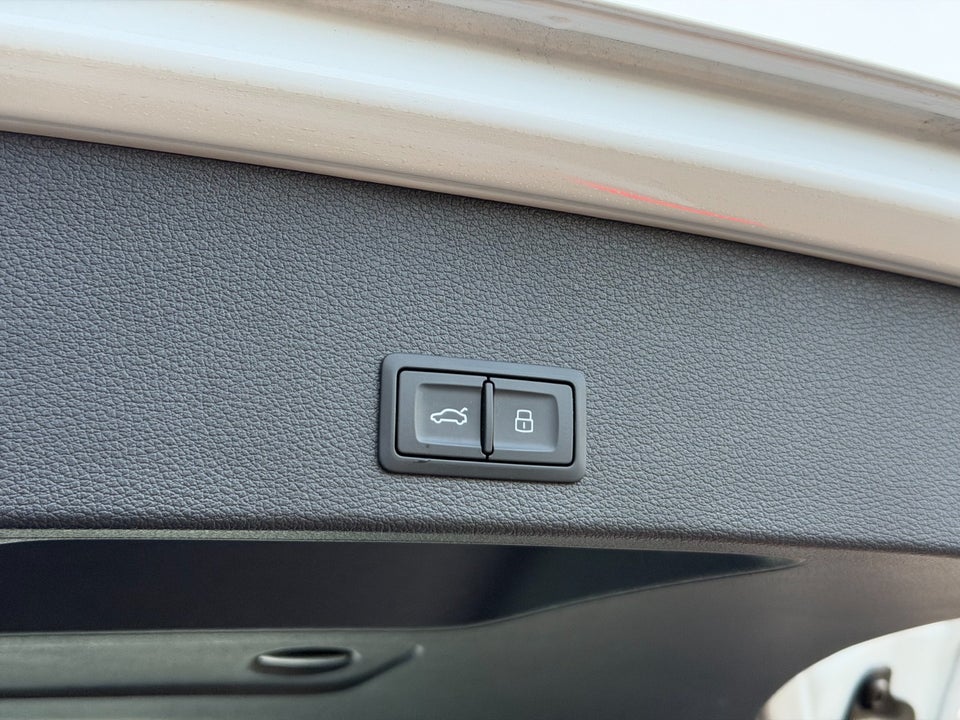 Audi Q2 35 TFSi S-line S-tr. 5d