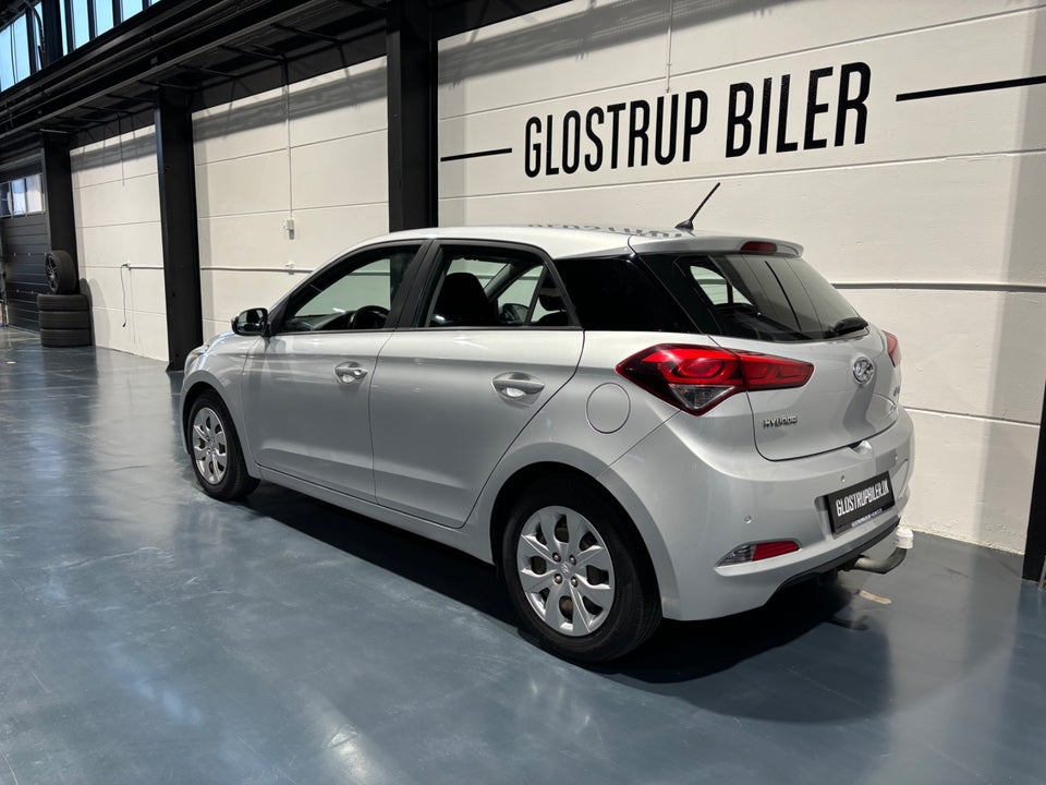 Hyundai i20 1,4 CRDi 90 Trend 5d