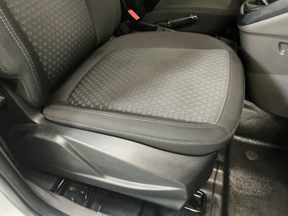 Ford Transit Connect 1,5 EcoBlue Trend kort