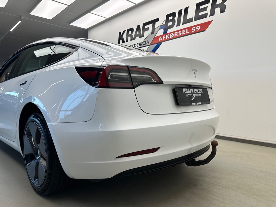 Tesla Model 3 Long Range AWD 4d