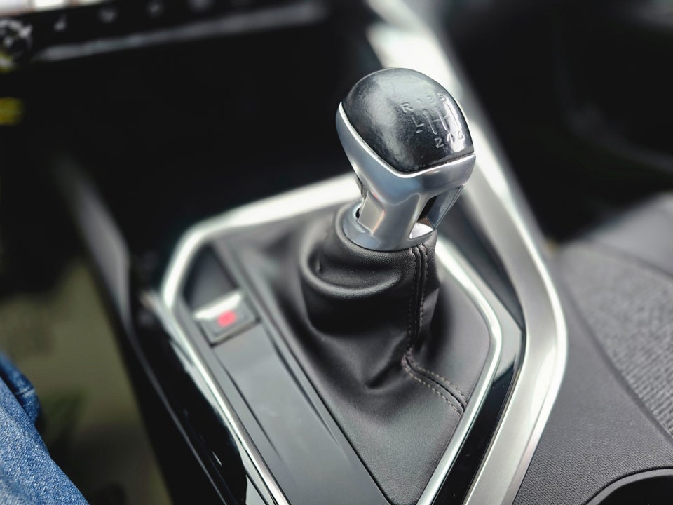 Peugeot 3008 2,0 BlueHDi 150 Allure 5d