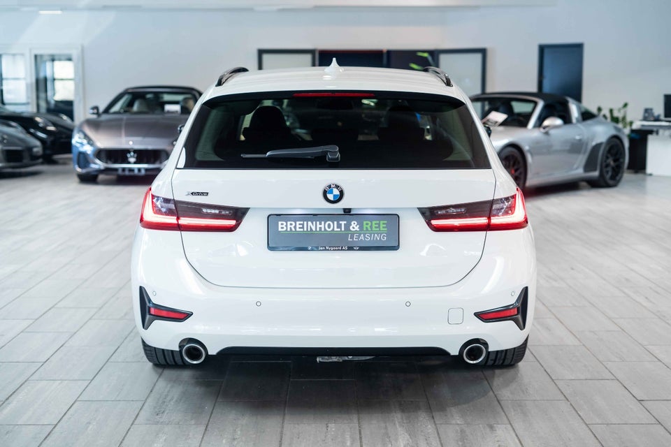 BMW 330e 2,0 Touring Sport Line aut. 5d