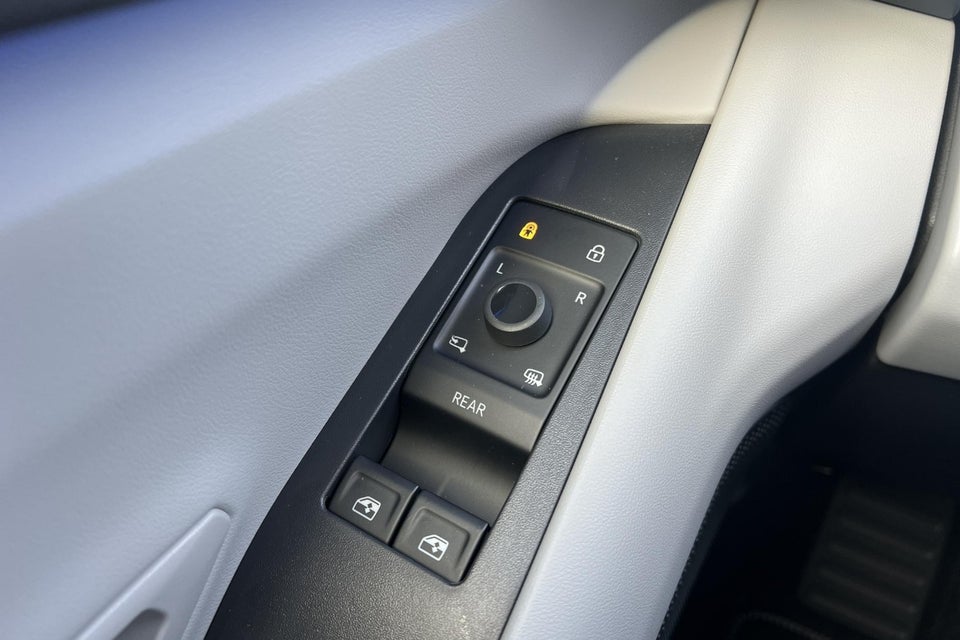 Ford Explorer 77 Premium Extended Range 5d