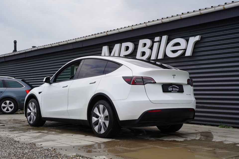 Tesla Model Y Long Range AWD 5d