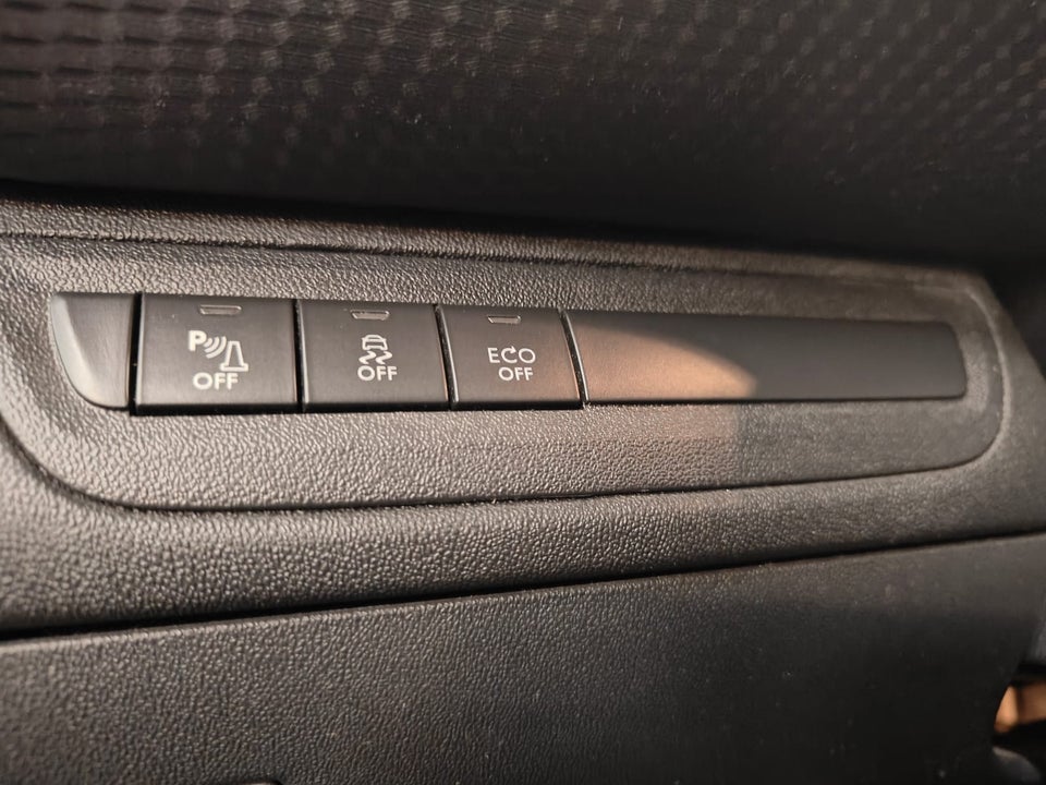 Peugeot 208 1,6 BlueHDi 100 Allure 5d