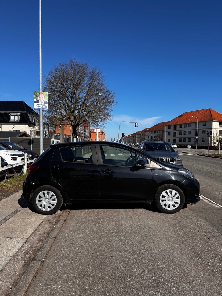 Toyota Yaris 1,5 Hybrid H2 Touch e-CVT 5d