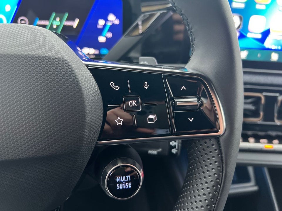 Renault 4 E-Tech 52 Techno 5d