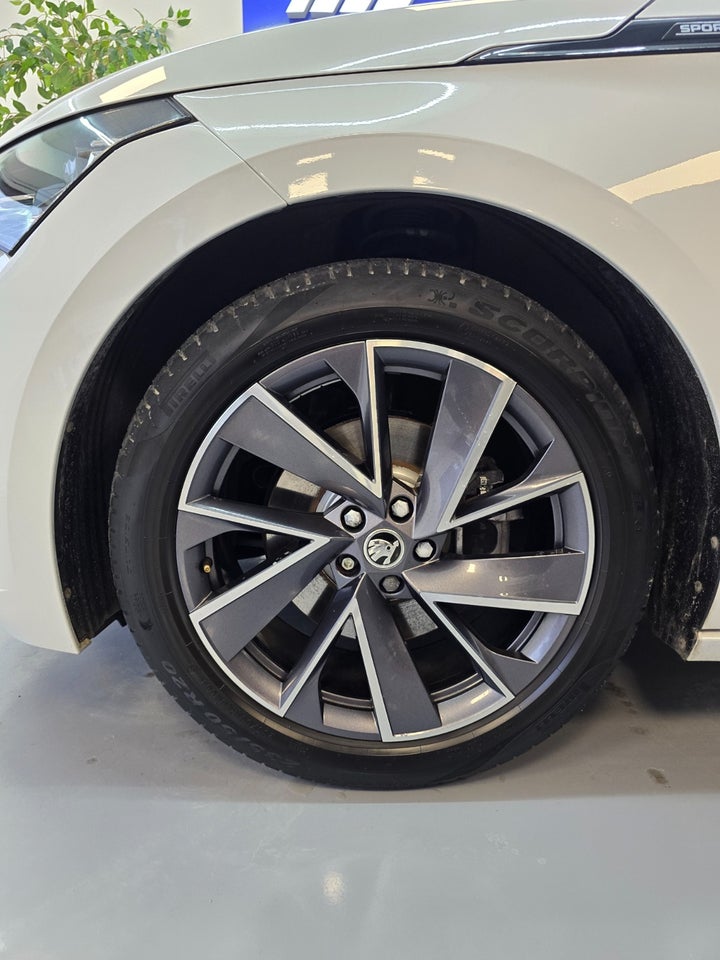 Skoda Enyaq 60 iV Sportline 5d