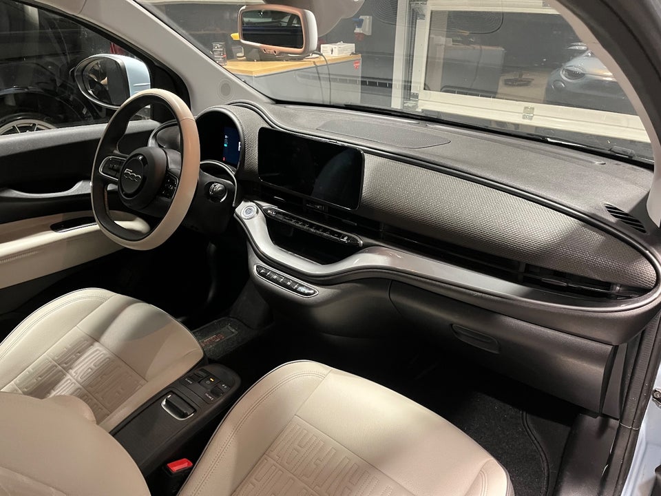 Fiat 500e 42 la Prima 3d