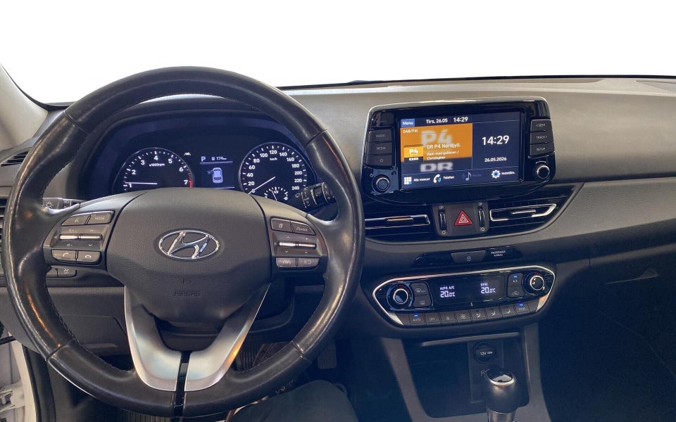 Hyundai i30 1,0 T-GDi mHEV Essential DCT 5d