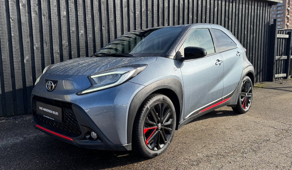 Toyota Aygo X 1,0 Undercover 5d