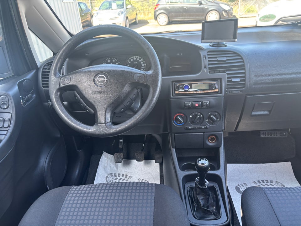Opel Zafira 1,8 16V Comfort 7prs 5d