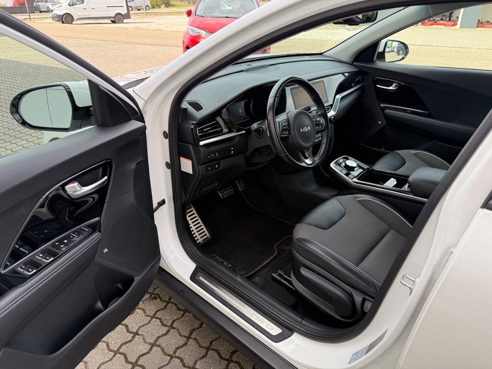 Kia e-Niro 64 Advance 5d