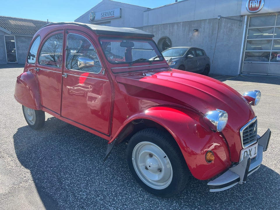 Citroën 2CV 0,6  4d