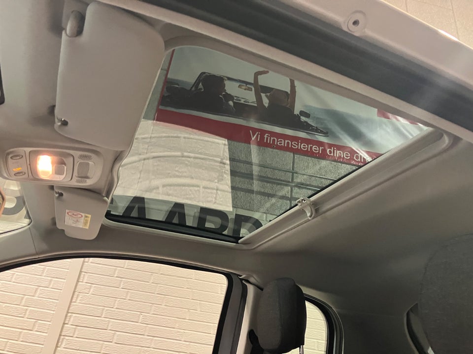 Fiat 500e 42 Icon Sky 3+1 4d