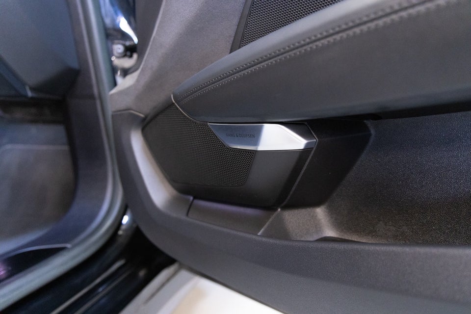 Audi e-tron GT quattro 4d