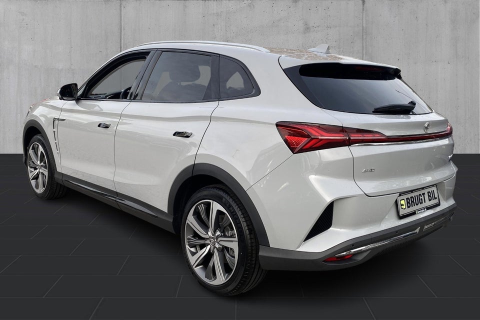 MG Marvel R Performance 5d