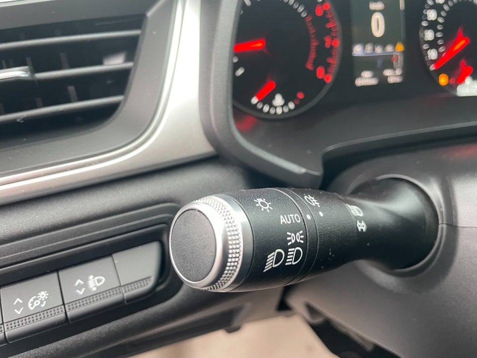 Renault Captur 1,0 TCe 100 Zen 5d