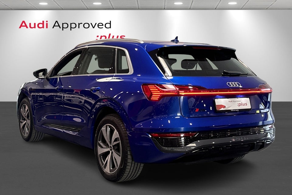 Audi Q8 e-tron 55 S-line quattro 5d