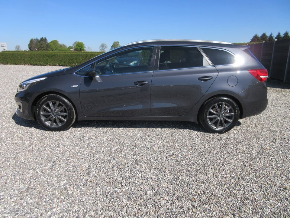 Kia Ceed 1,0 T-GDi Attraction SW 5d