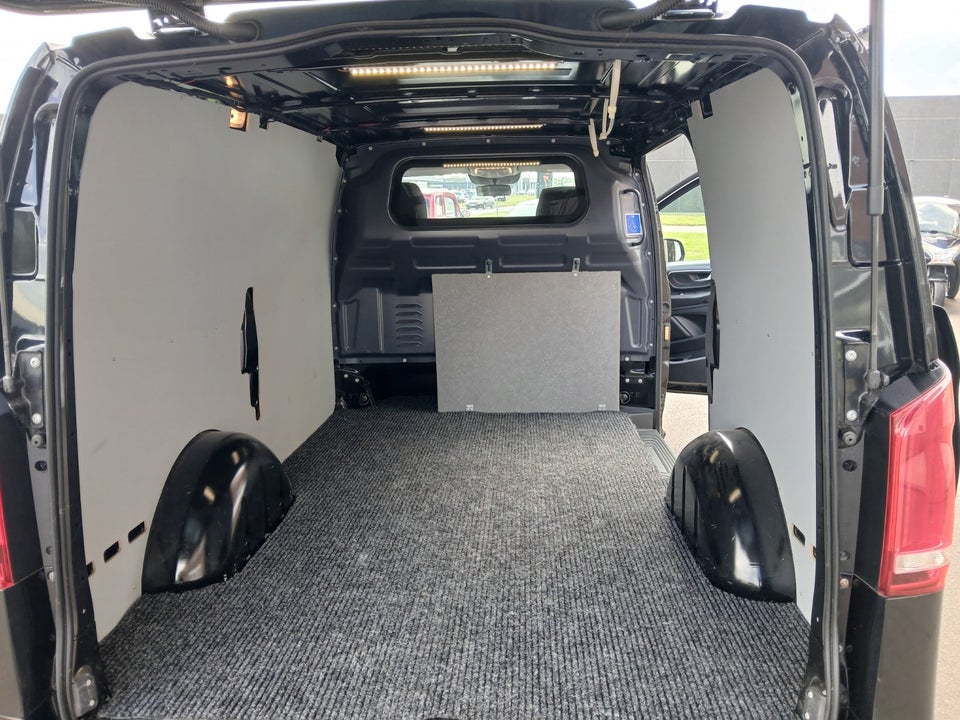 Mercedes Vito 114 2,2 CDi Complete aut. L