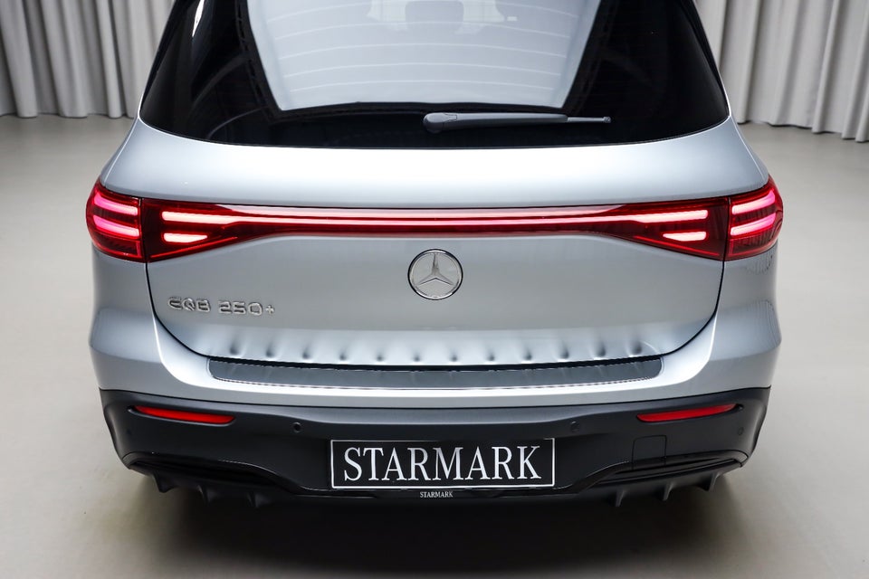 Mercedes EQB250+ AMG Premium 5d