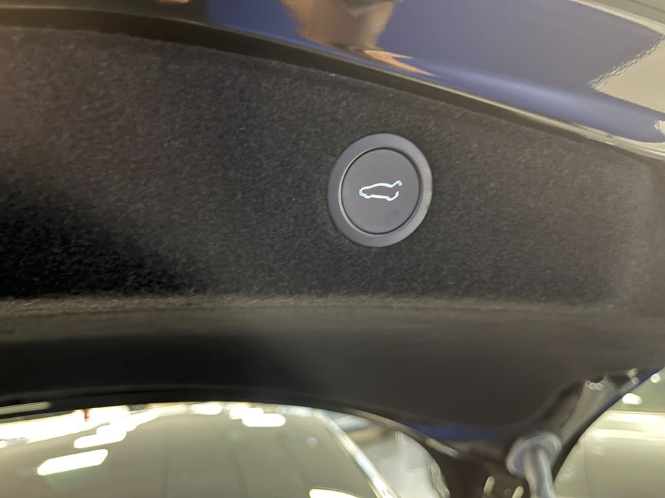 Tesla Model 3 RWD 4d