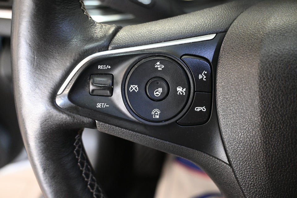 Opel Insignia 1,5 T 165 Dynamic Sports Tourer 5d