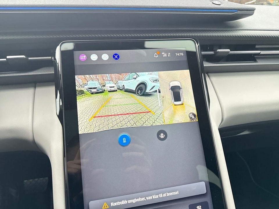 Ford Explorer 82 Premium Extended Range 5d