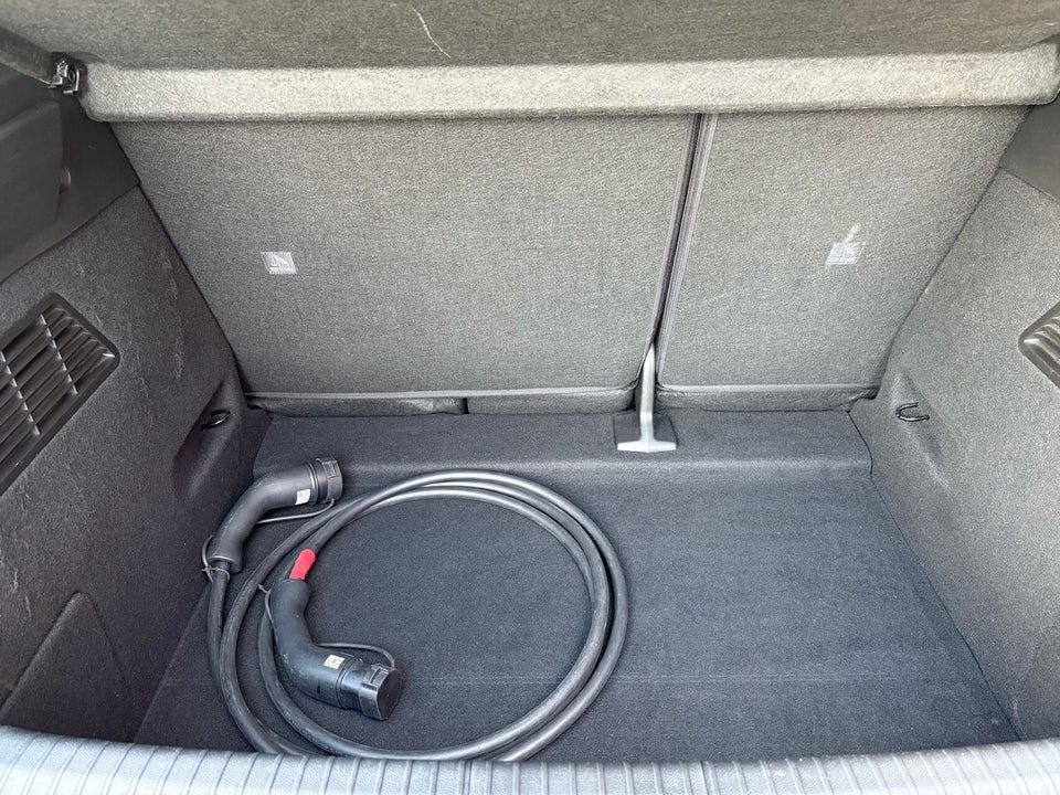 Renault Megane E-Tech 60 Techno 5d