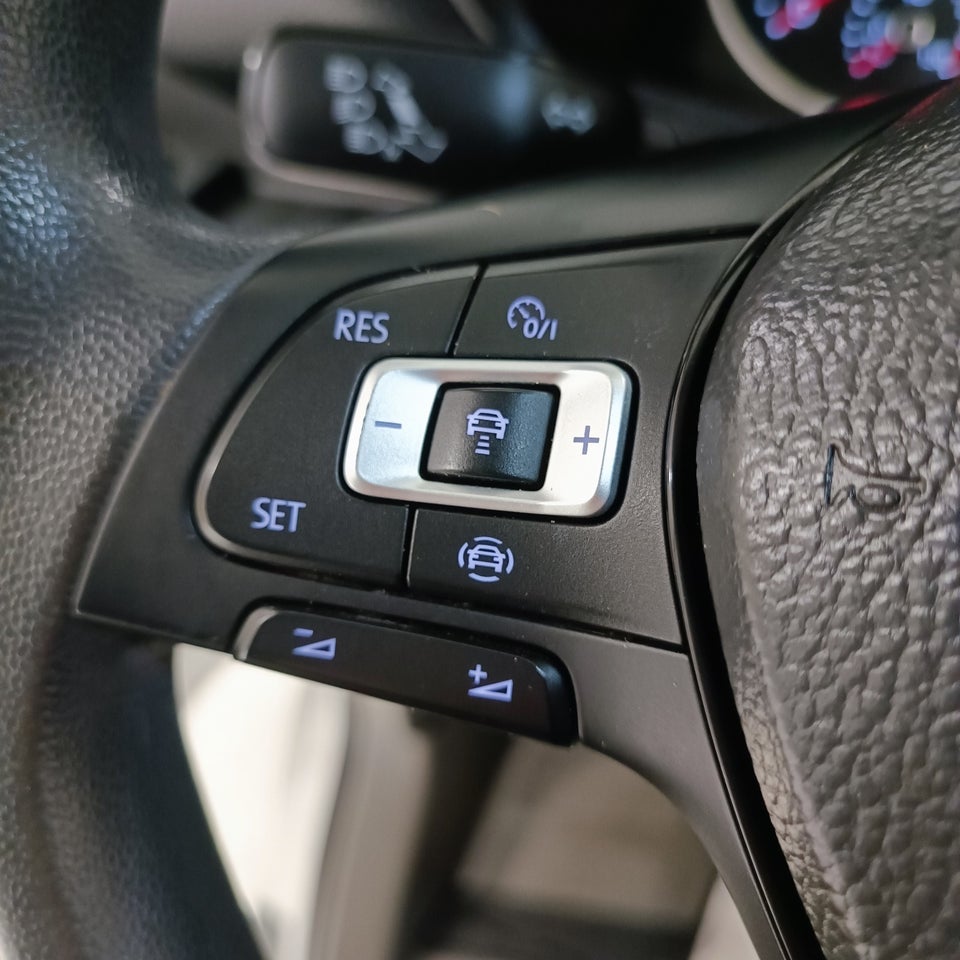 VW Crafter 35 2,0 TDi 140 Kassevogn L3H2