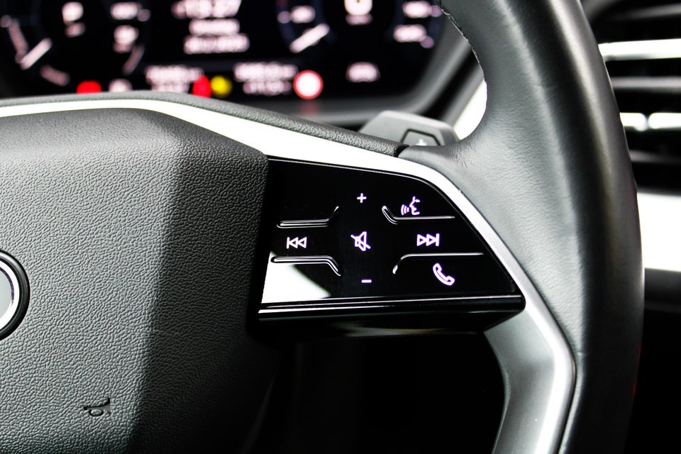 Audi Q4 e-tron 40 Advanced 5d