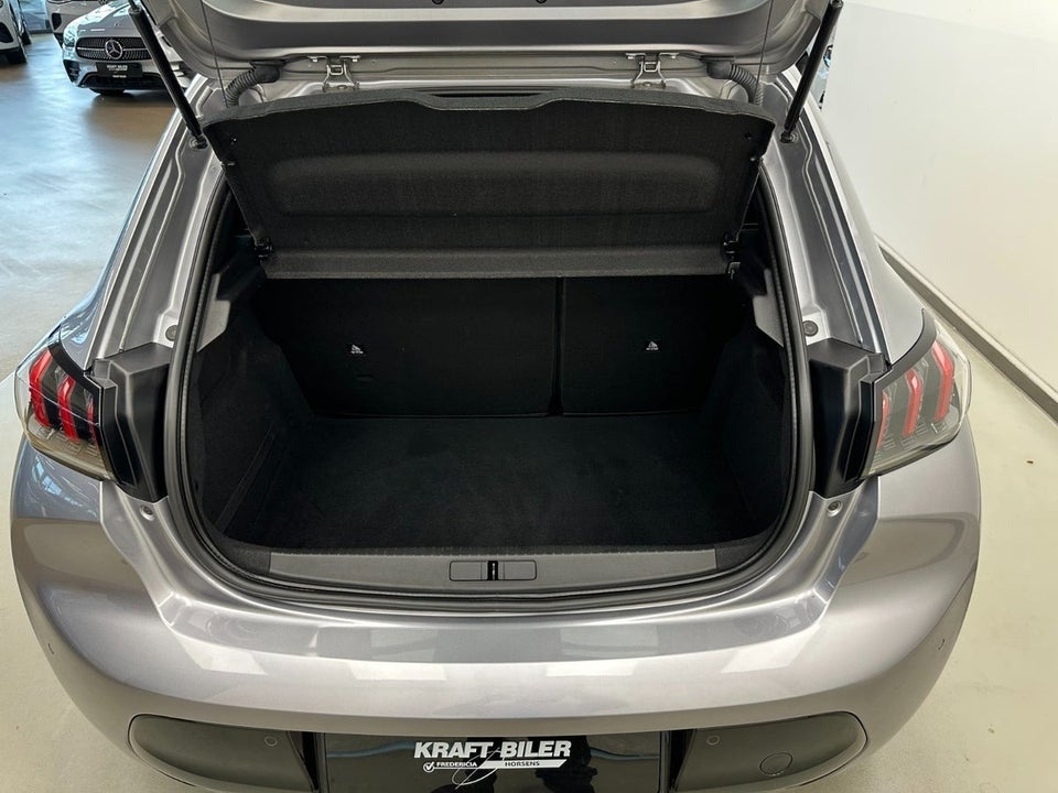 Peugeot e-208 50 Allure 5d