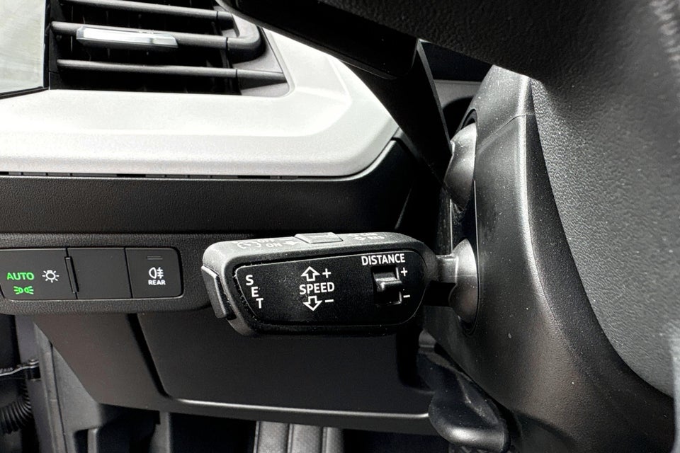 Audi Q4 e-tron 40 Attitude 5d