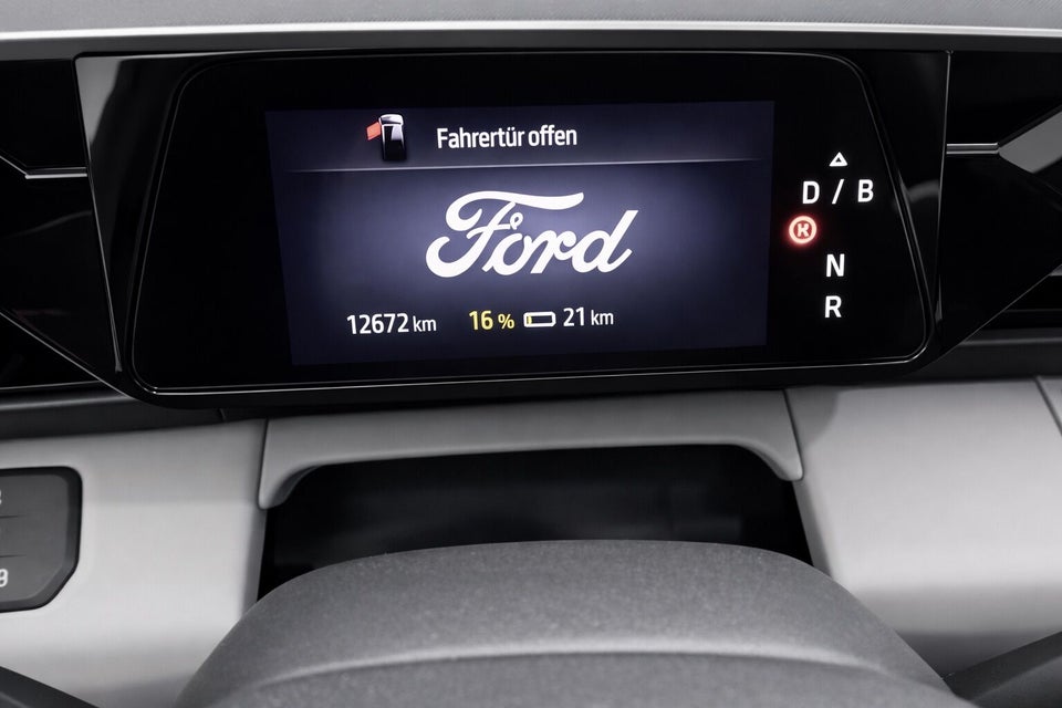 Ford Explorer 52 Select Standard Range 5d