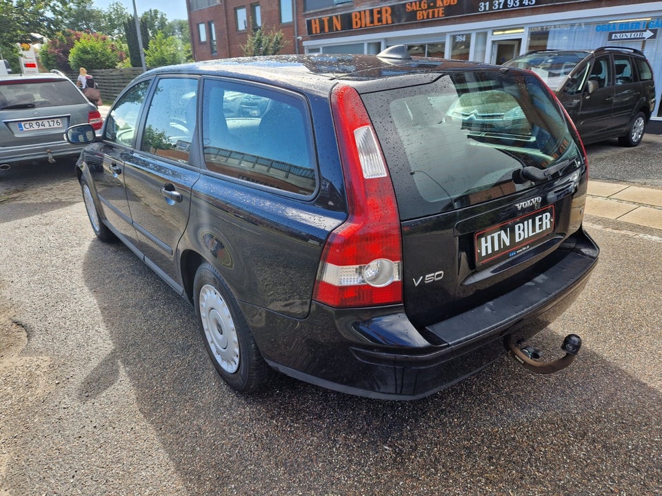 Volvo V50 1,8 Kinetic 5d