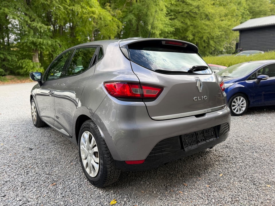 Renault Clio IV 1,2 16V Expression Sport Tourer 5d