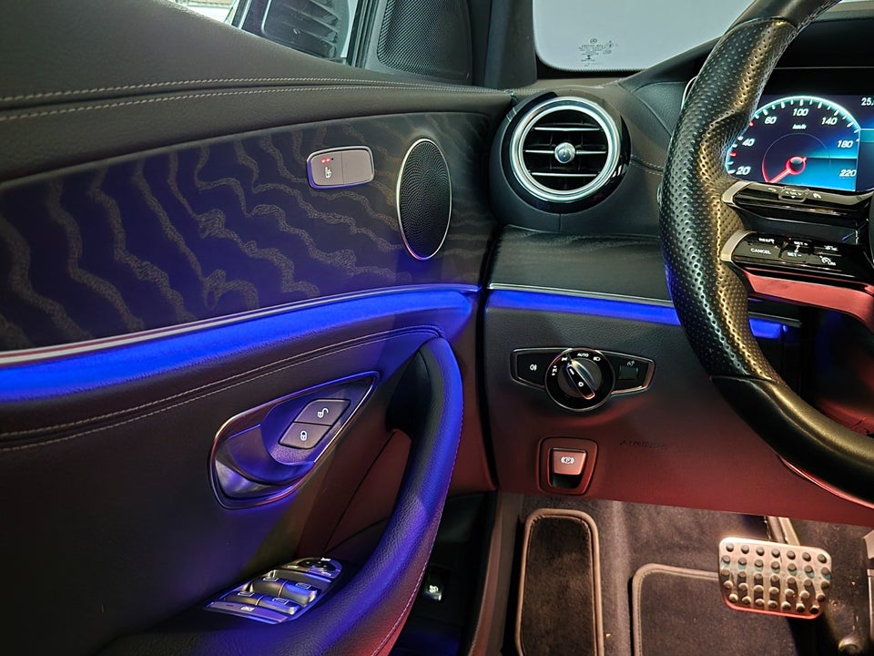 Mercedes E300 de 2,0 AMG Line aut. 4d
