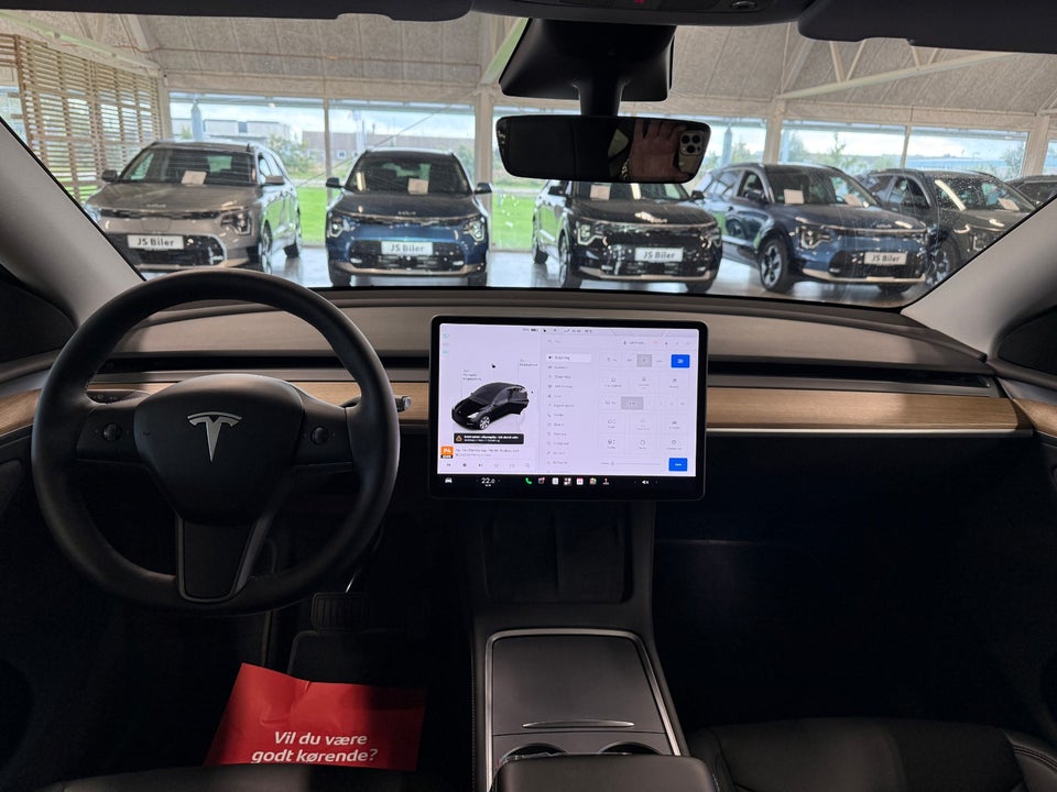 Tesla Model Y Long Range AWD 5d