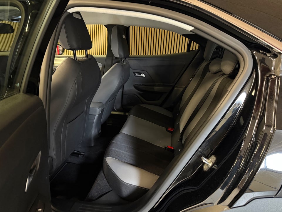 Opel Mokka-e 50 Elegance 5d