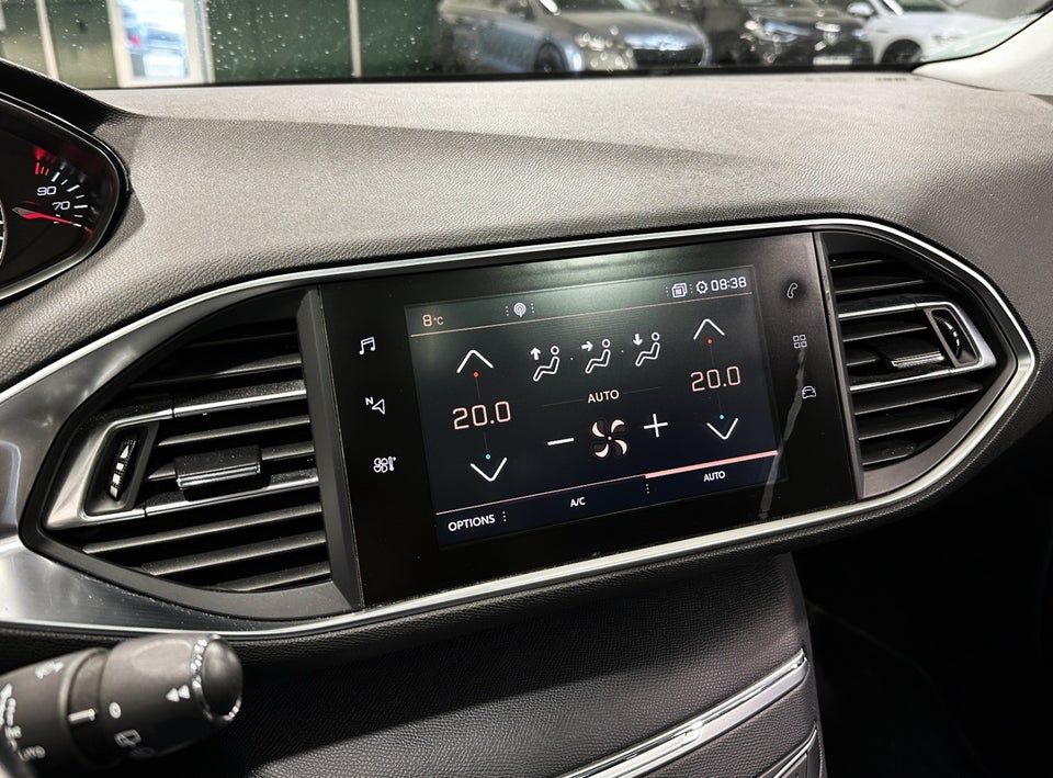 Peugeot 308 1,6 BlueHDi 120 Allure Sky SW EAT6 5d