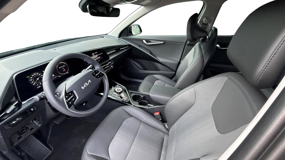 Kia Niro 64 EV Prestige 5d