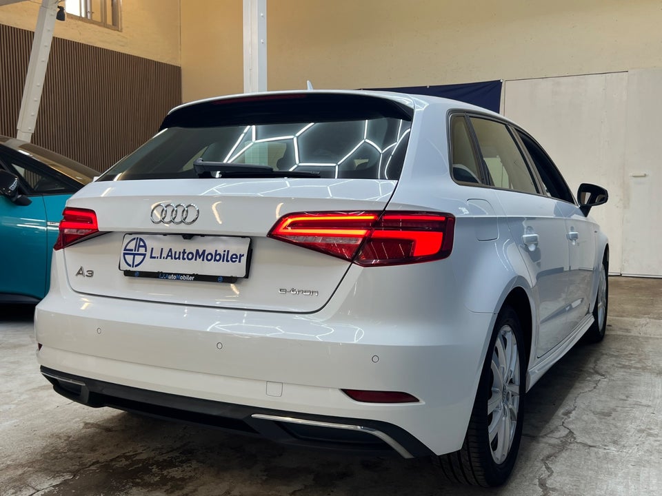 Audi A3 1,4 e-tron Sportback S-tr. 5d