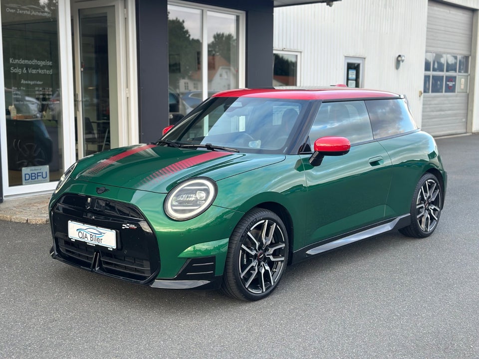 MINI Cooper E JC Works Trim XL 3d