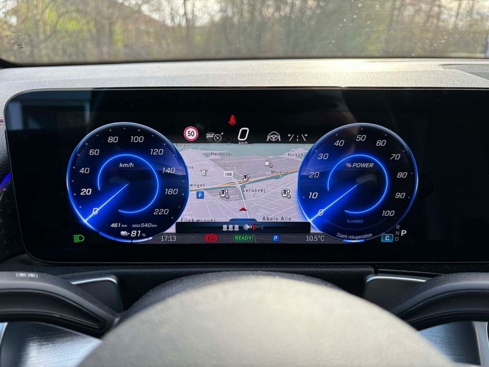 Mercedes EQB250+ AMG Line 5d