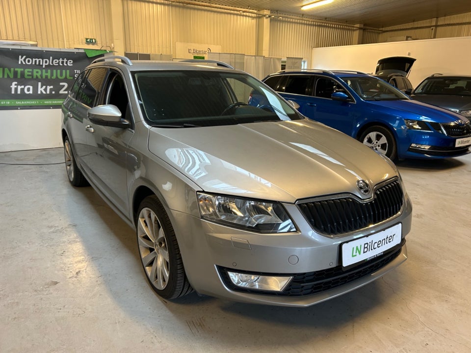 Skoda Octavia 1,8 TSi 180 Elegance Combi DSG 5d