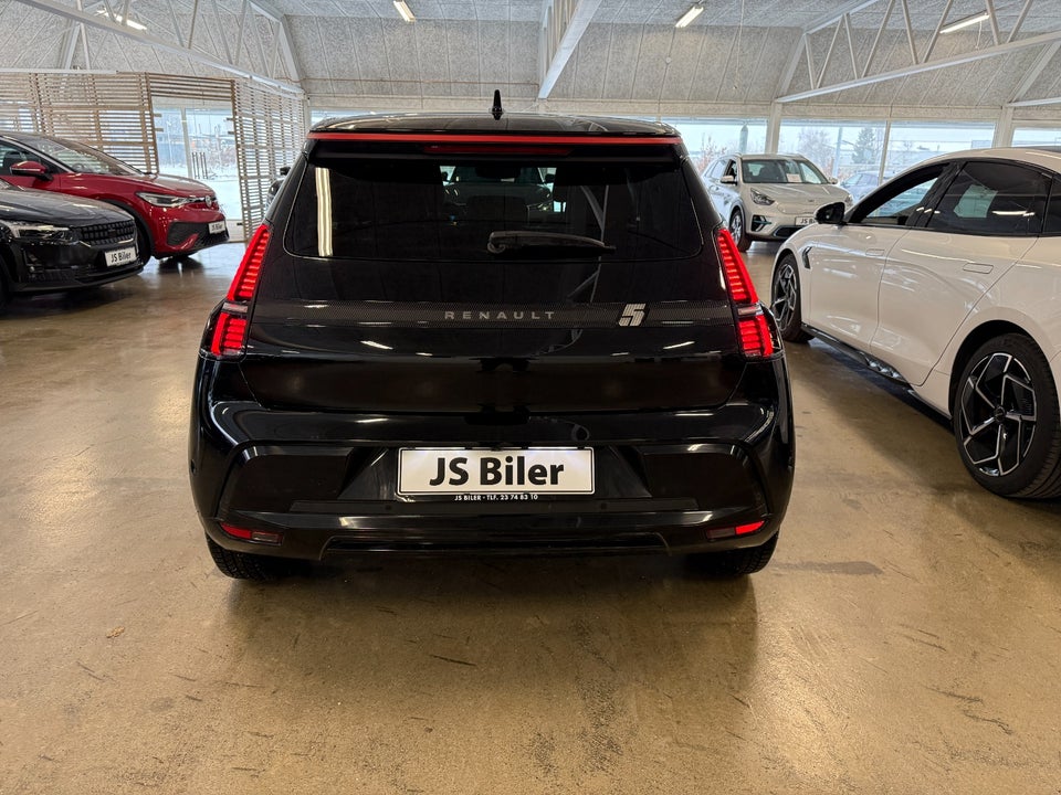 Renault 5 E-Tech 52 Iconic 5d